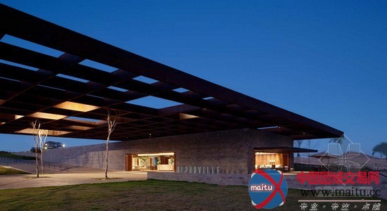 Rocco, Vidal设计社区活动中心