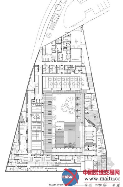 Peñín Architects设计圣何西小礼拜堂